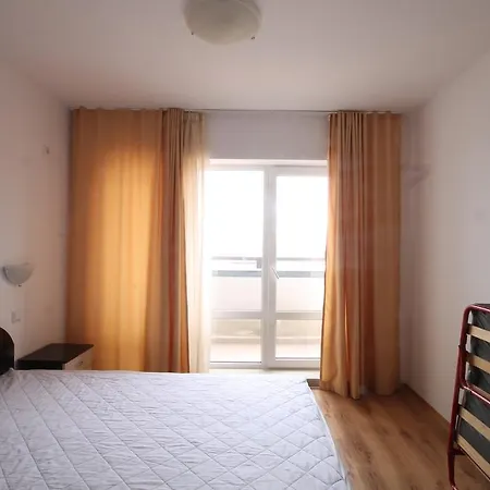 New Estate In Royal Palm 圣弗拉斯