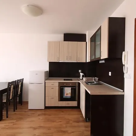 Appartement New Estate In Royal Palm